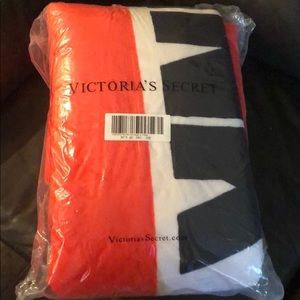 Victoria Secret Sherpa Blanket